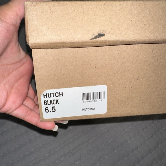 Black boots - Picture 5 of 5